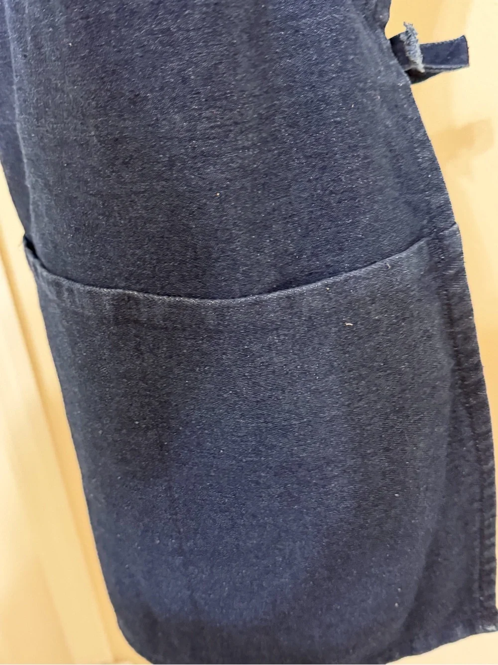 New Denim Apron 3 Pocket Front Adjustable Tie